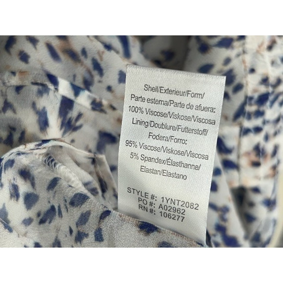 NWT Hale Bob Womens‎ Tops Flared Sleeve V-Neck Button Front Printed Ivory Size M - Picture 10 of 13